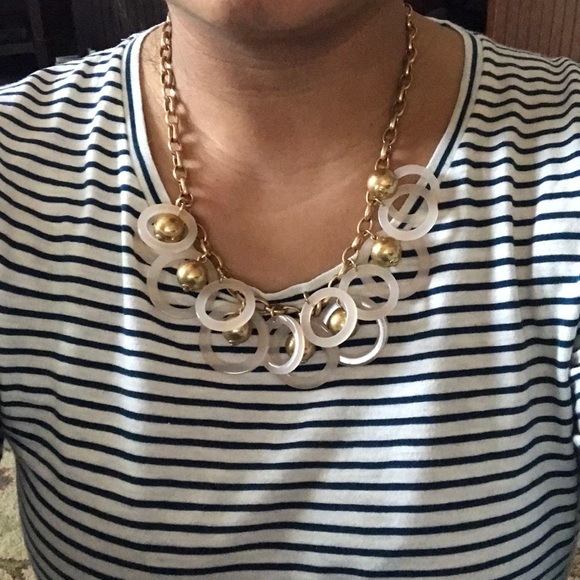 J.crew Beaded hoop necklace, NWT, Pink - Picture 2 of 8